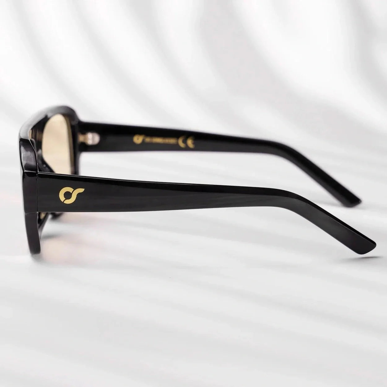 Roma Giallo OS SUNGLASSES - THE SECRET LOFT