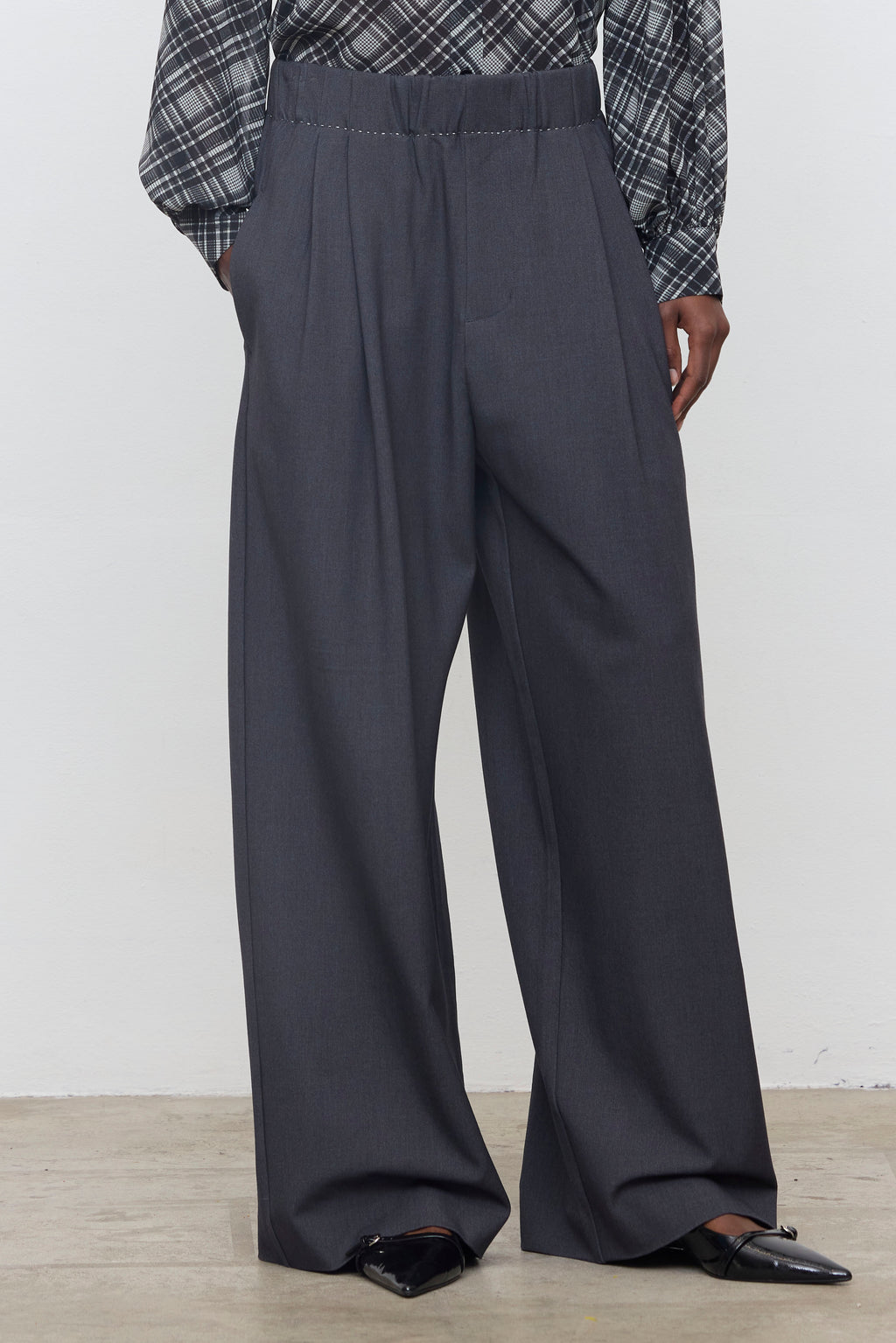 Pantalone grigio scuro eleh