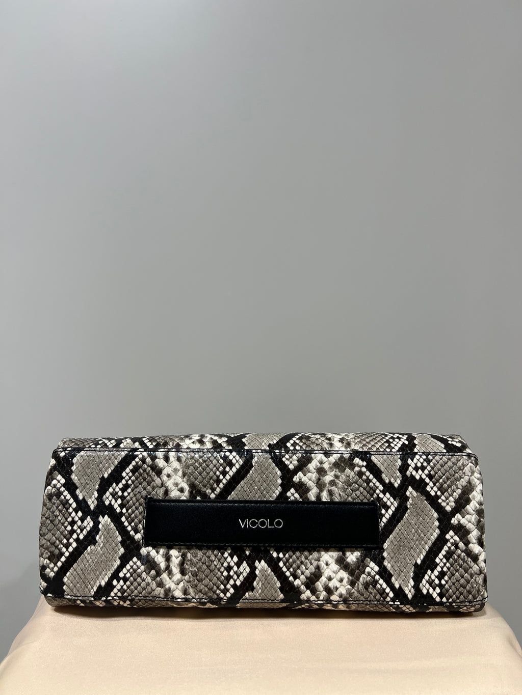 Clutch Ark  Vicolo