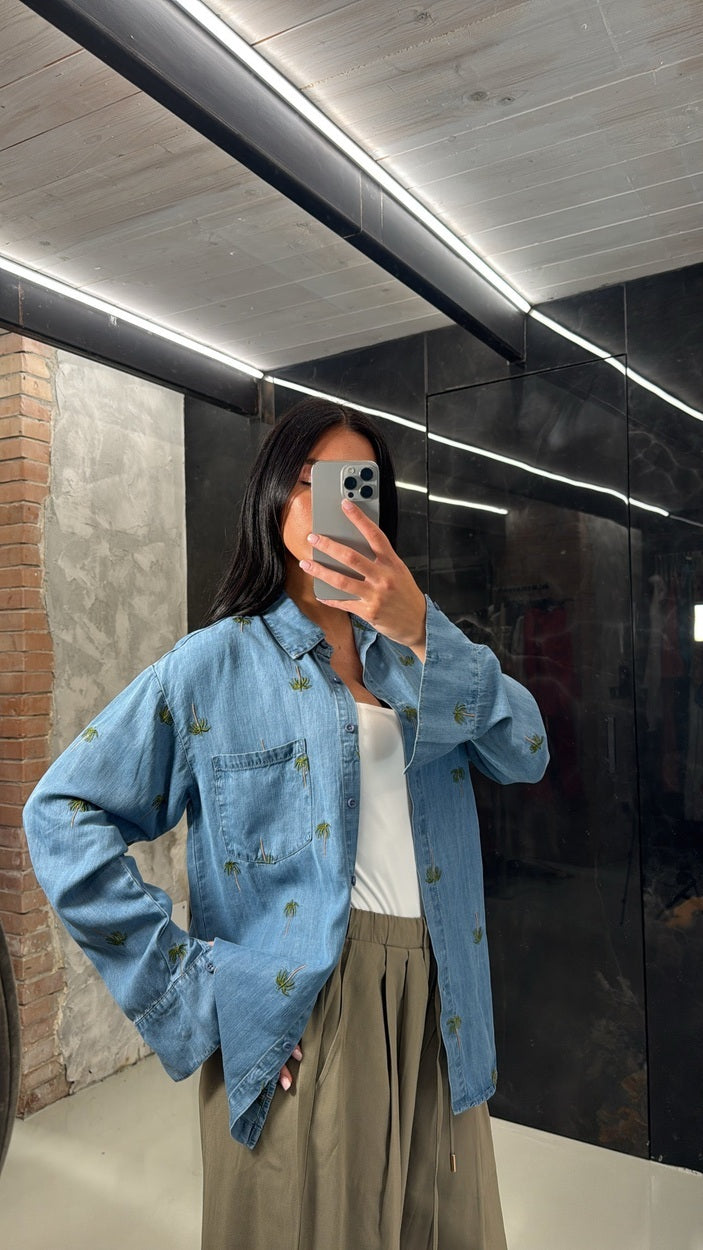 Camicia palme
