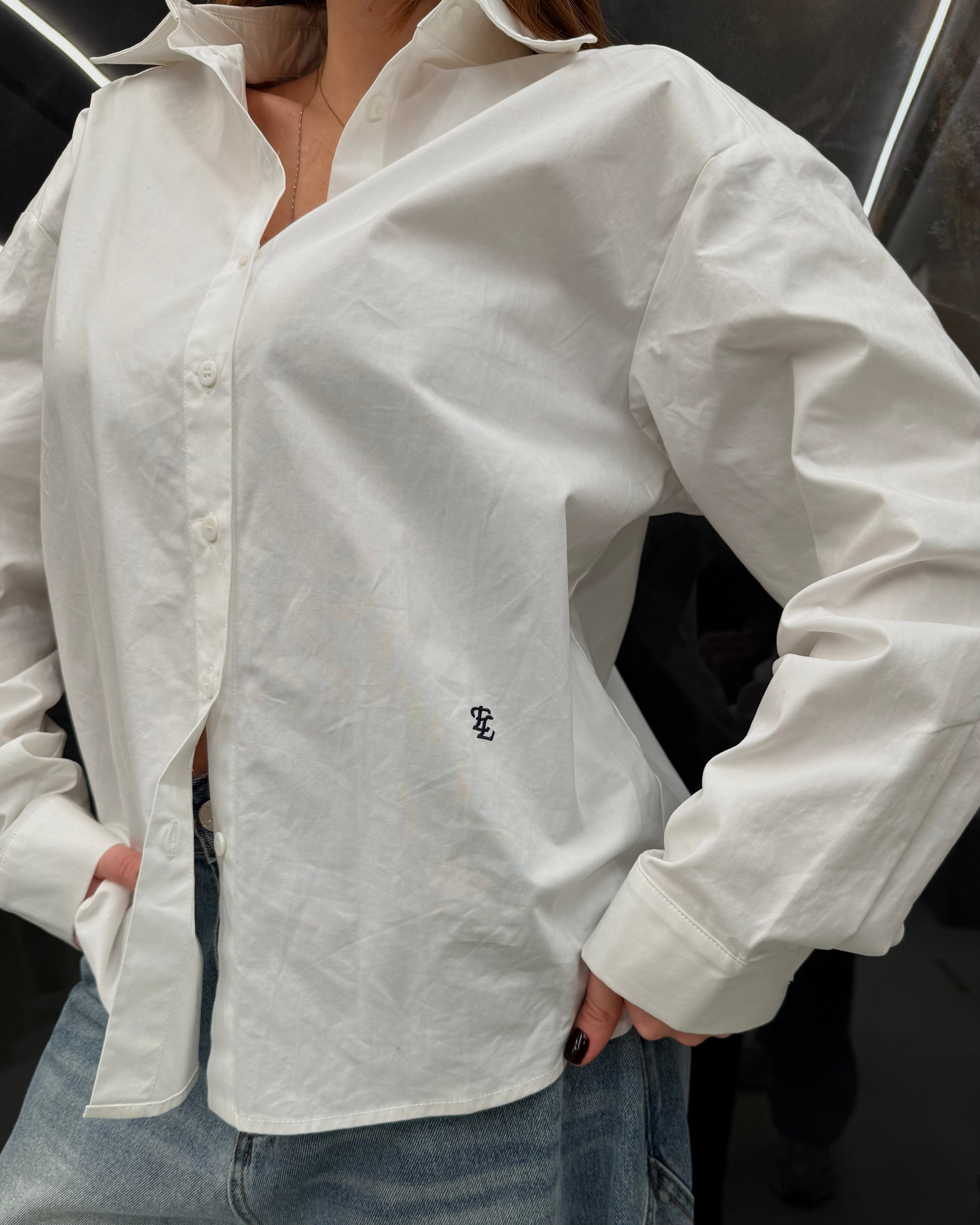 Camicia bianca eleh