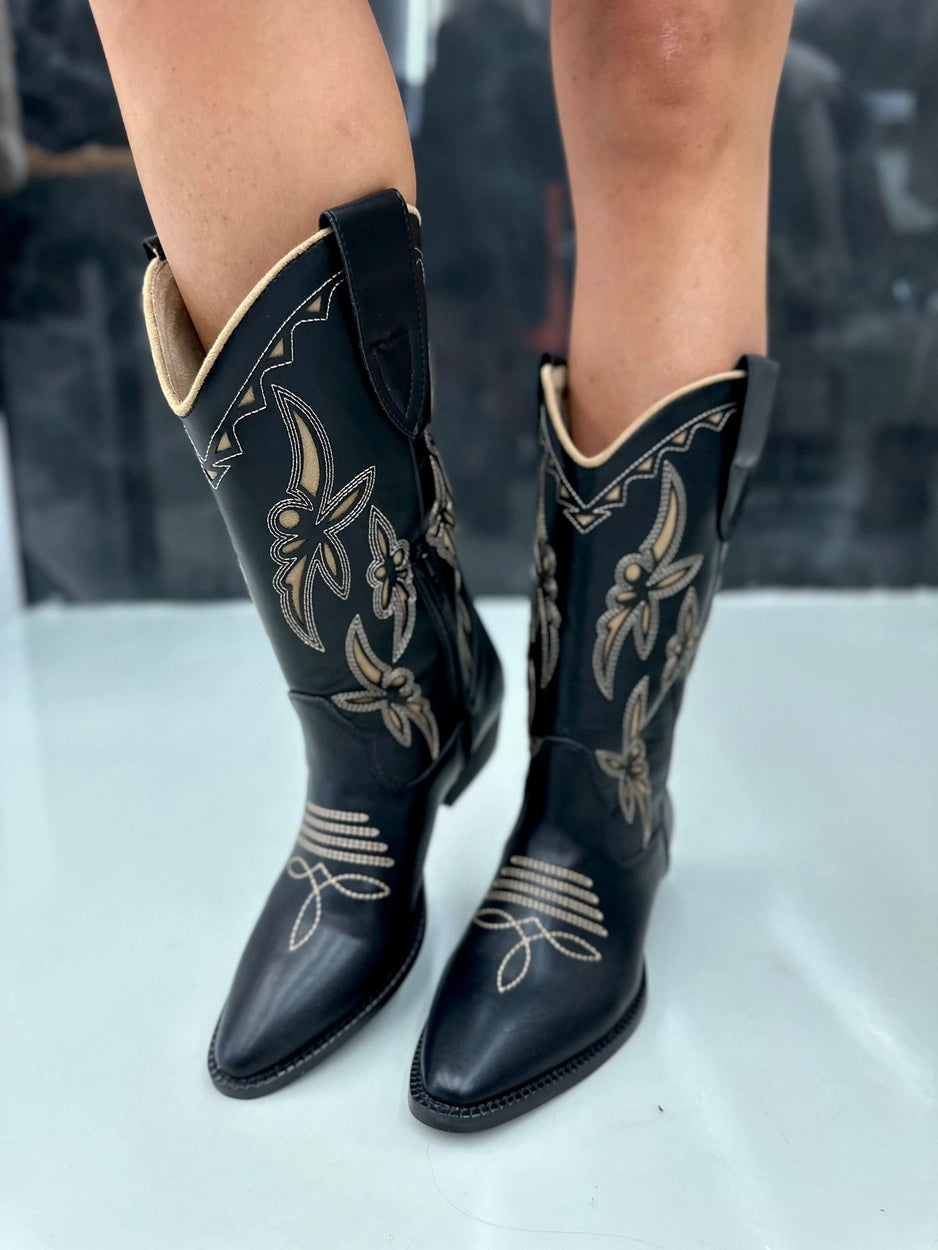 Stivale nero - THE SECRET LOFT