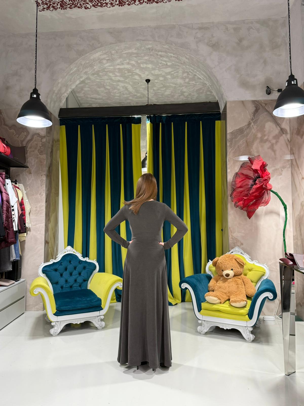 Abito eleh grigio scuro