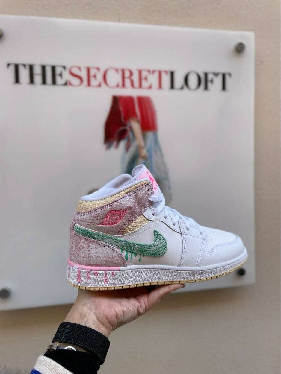 Nike Jordan 1 mid - THE SECRET LOFT